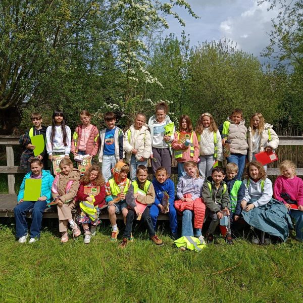 Op speurtocht in de berm