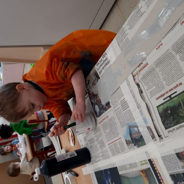 Vlinderklas : Een thema met het prentenboek "Kleine Muis zoekt een huis"