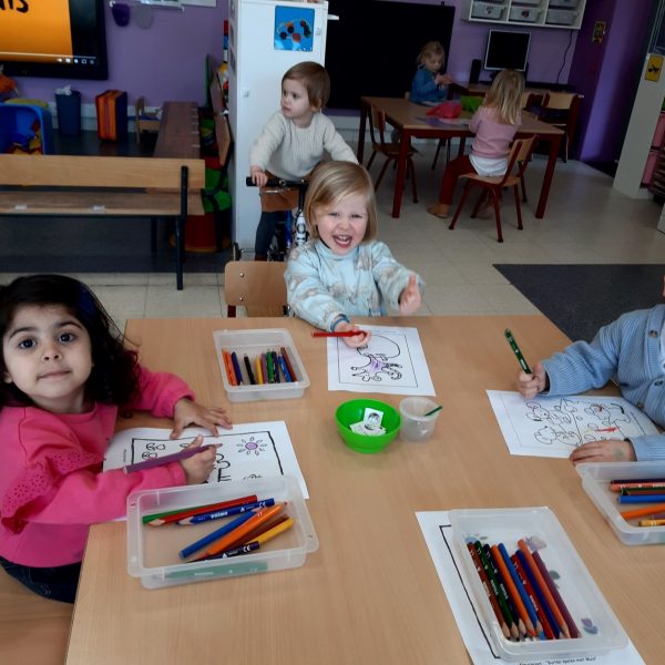 Vlinderklas : Een thema met het prentenboek "Kleine Muis zoekt een huis"