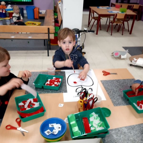 Vlinderklas : Een thema met het prentenboek "Kleine Muis zoekt een huis"