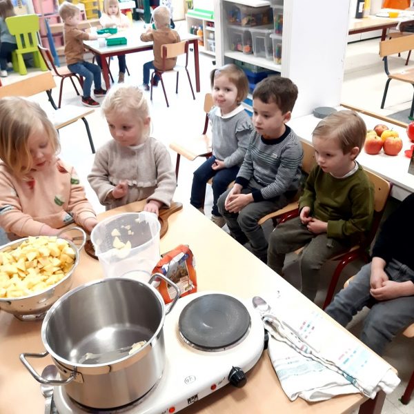Vlinderklas : Een thema met het prentenboek "Kleine Muis zoekt een huis"