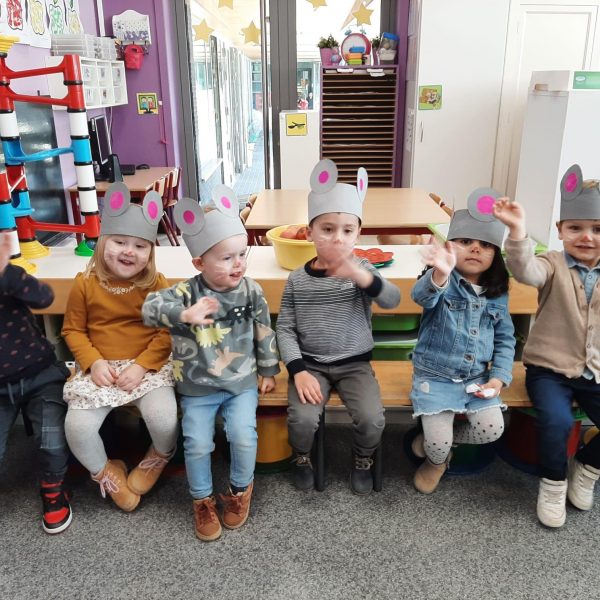 Vlinderklas : Een thema met het prentenboek "Kleine Muis zoekt een huis"