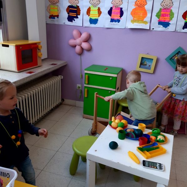 Vlinderklas : Joepie, met de fiets naar school!