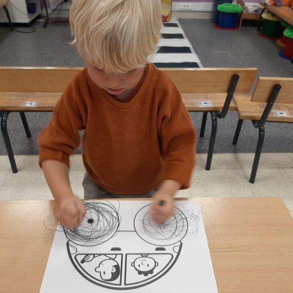 Vlinderklas : Joepie, met de fiets naar school!