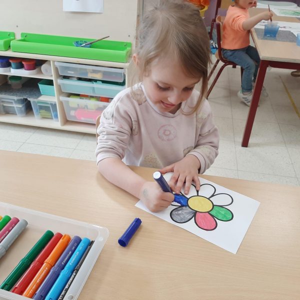Vlinderklas : Mooie bloemen voor ons mama!