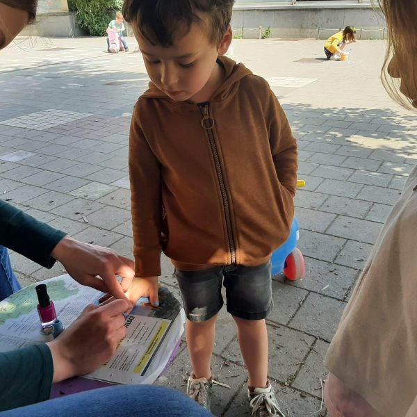Vlinderklas : Mooie bloemen voor ons mama!