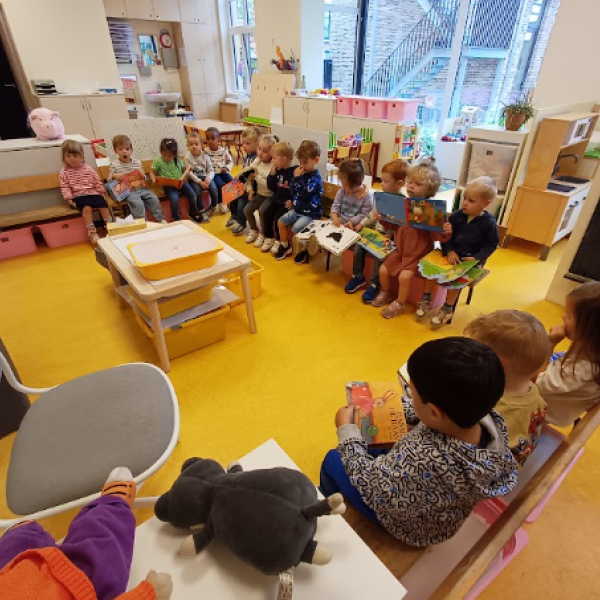 Vlinderklas: Joepie, naar de vlinderklas!