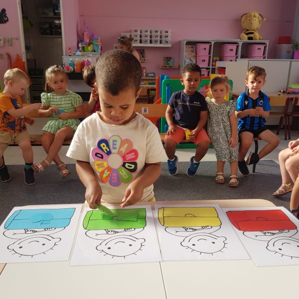 Bijenklas: terug naar school