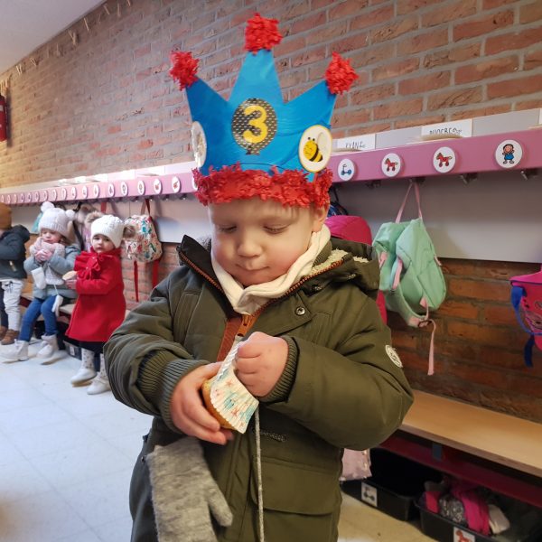 bijenklas: verjaardag Gust