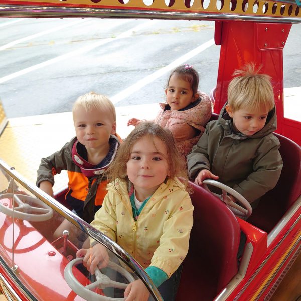 Sprinkhaanklas: Thema Kermis