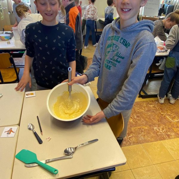 Cake party in het vijfde leerjaar