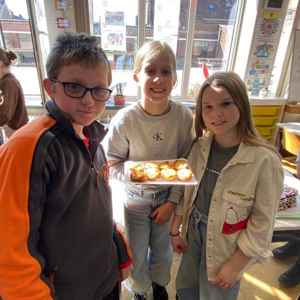 Cake party in het vijfde leerjaar