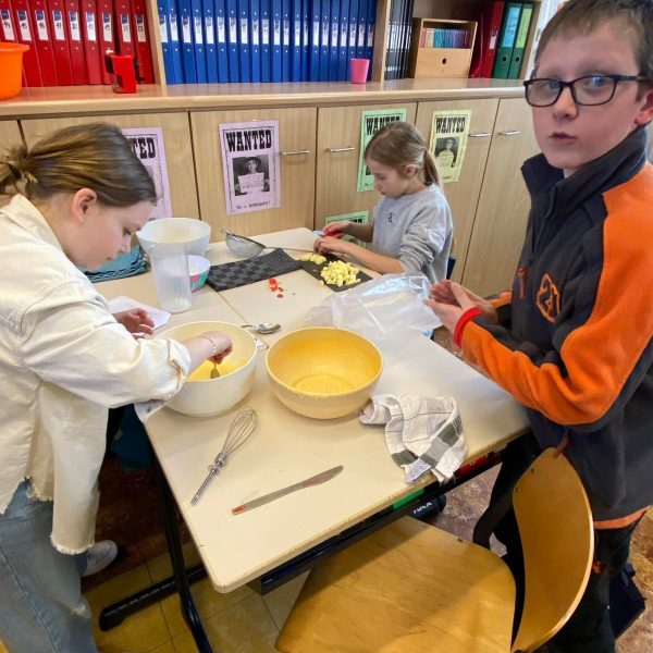 Cake party in het vijfde leerjaar