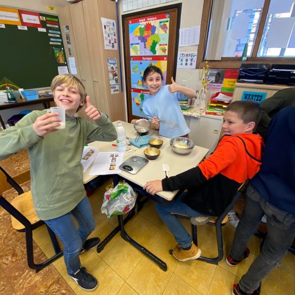 Cake party in het vijfde leerjaar