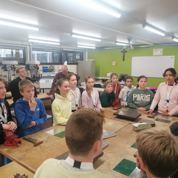 Bezoek aan VTI Waregem