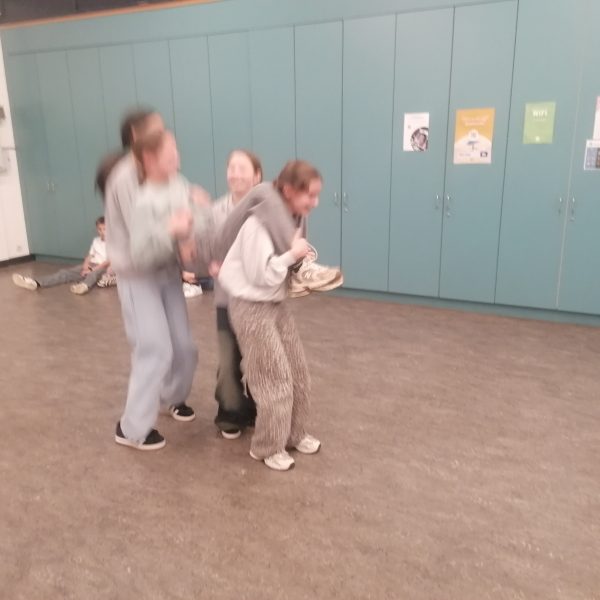 Drama: voertuigen maken