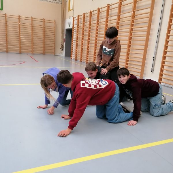 Drama: voertuigen maken