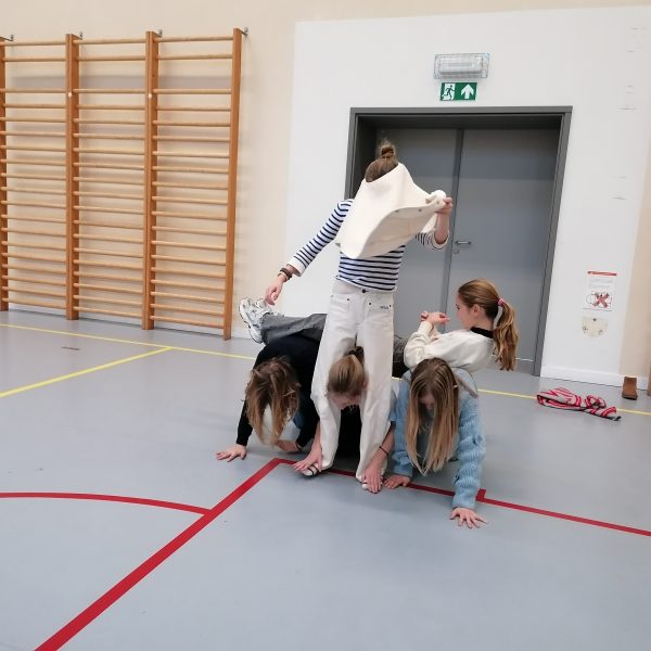 Drama: voertuigen maken